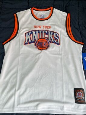 NBA New York Knicks ULTRA GAME Embroidered Jersey  Size LARGE  NWT